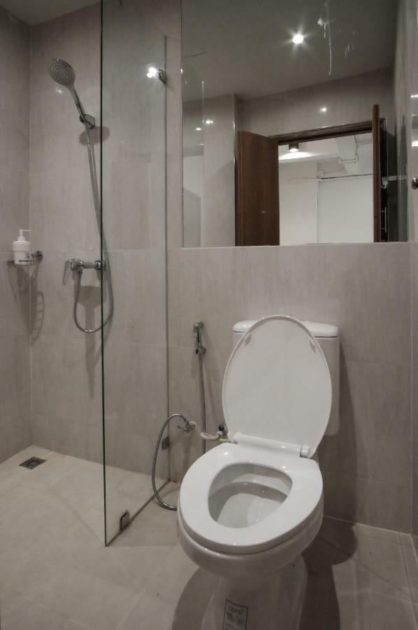 Vive Silom Hotell Bangkok Eksteriør bilde