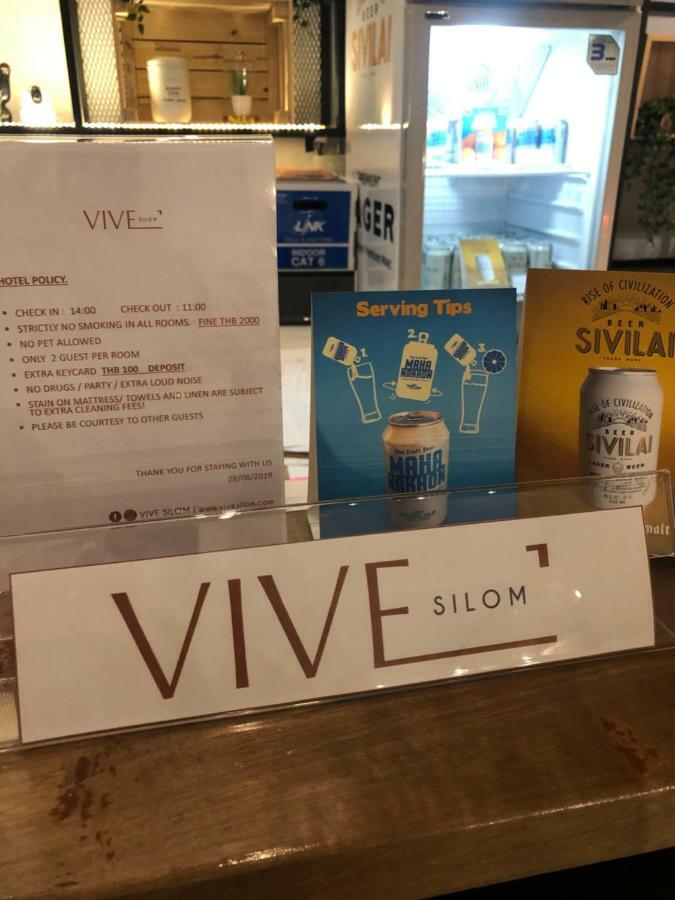 Vive Silom Hotell Bangkok Eksteriør bilde